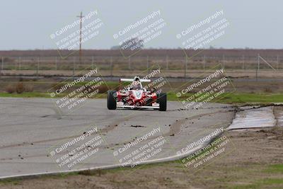 media/Jan-15-2023-CalClub SCCA (Sun) [[40bbac7715]]/Group 2/Qualifying (Sweeper)/